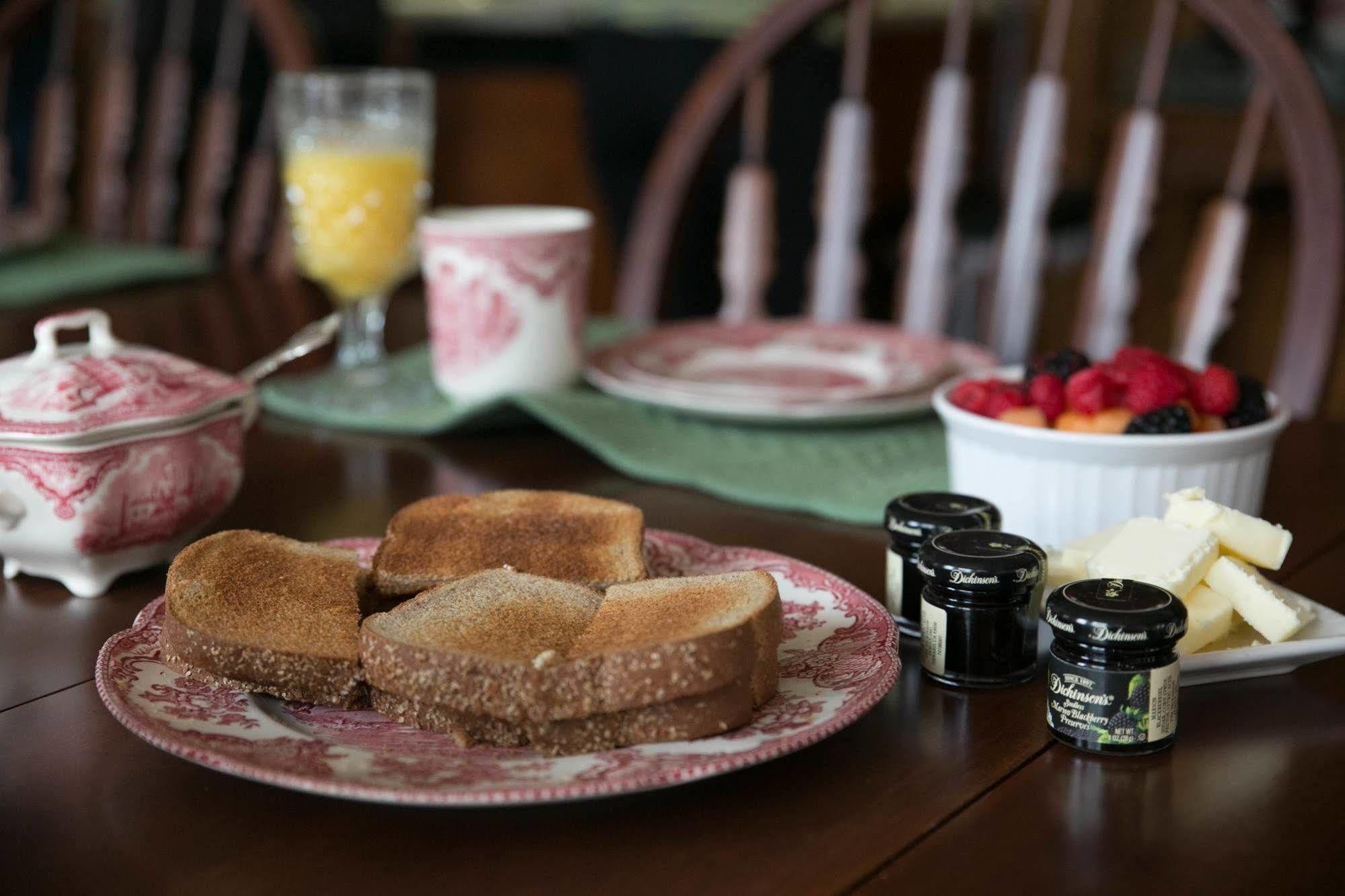 Harrison House Bed & Breakfast Naperville Exterior foto