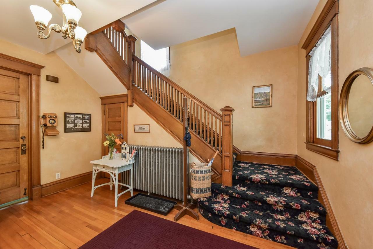 Harrison House Bed & Breakfast Naperville Exterior foto